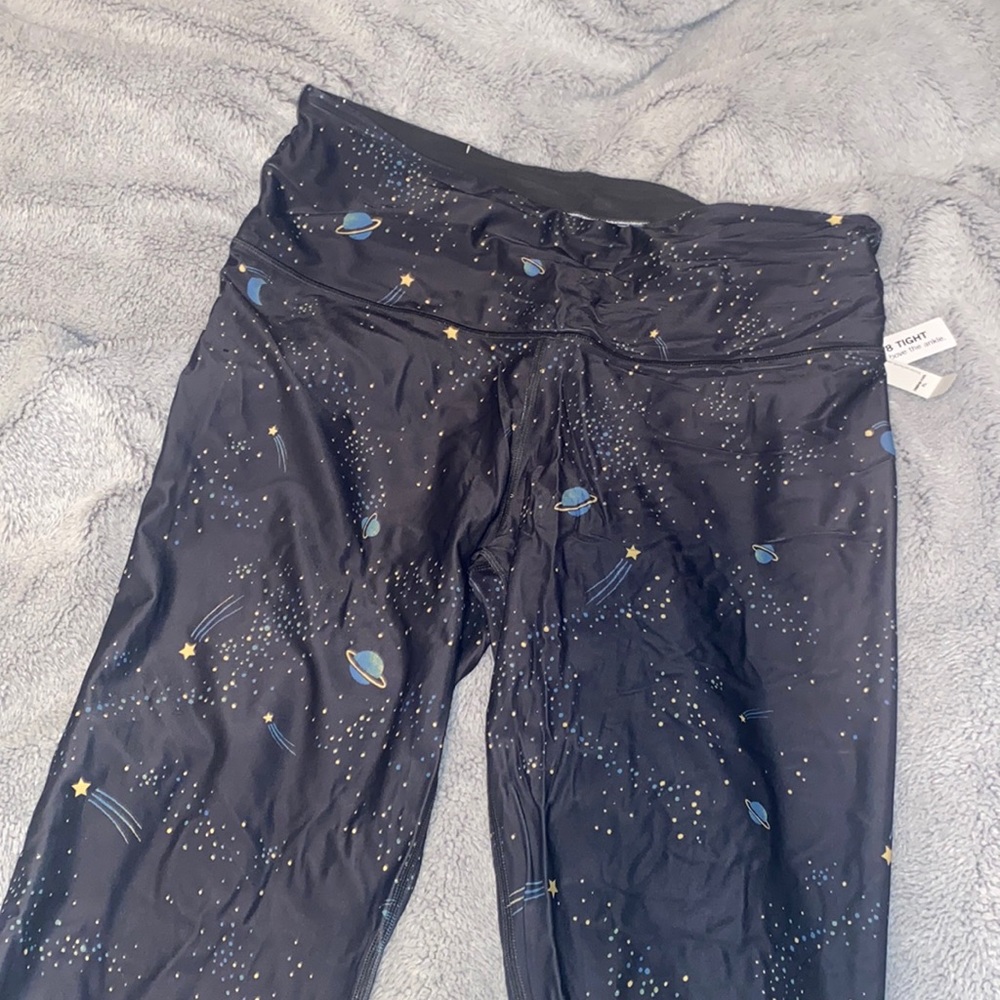 NWT Victoria’s Secret 7/8 Workout Tights